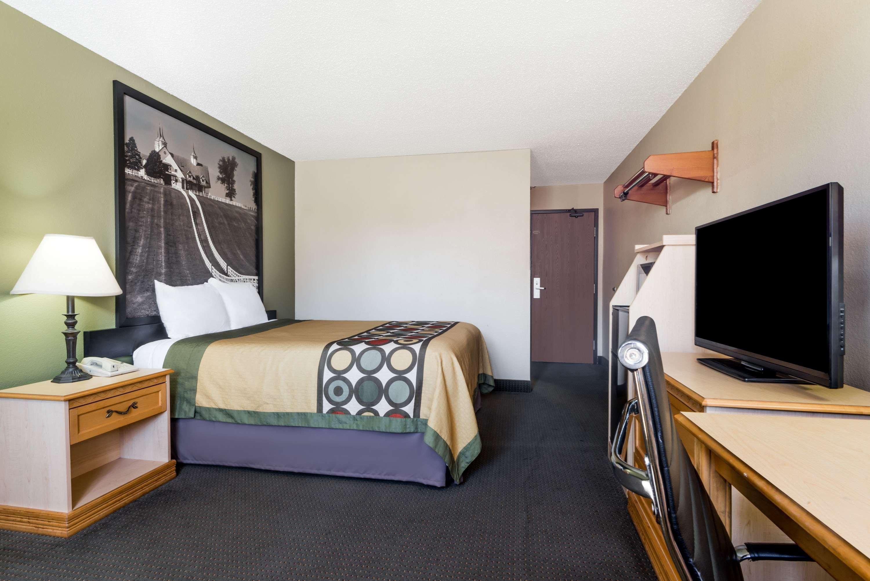 Super 8 By Wyndham Maysville Ky Εξωτερικό φωτογραφία