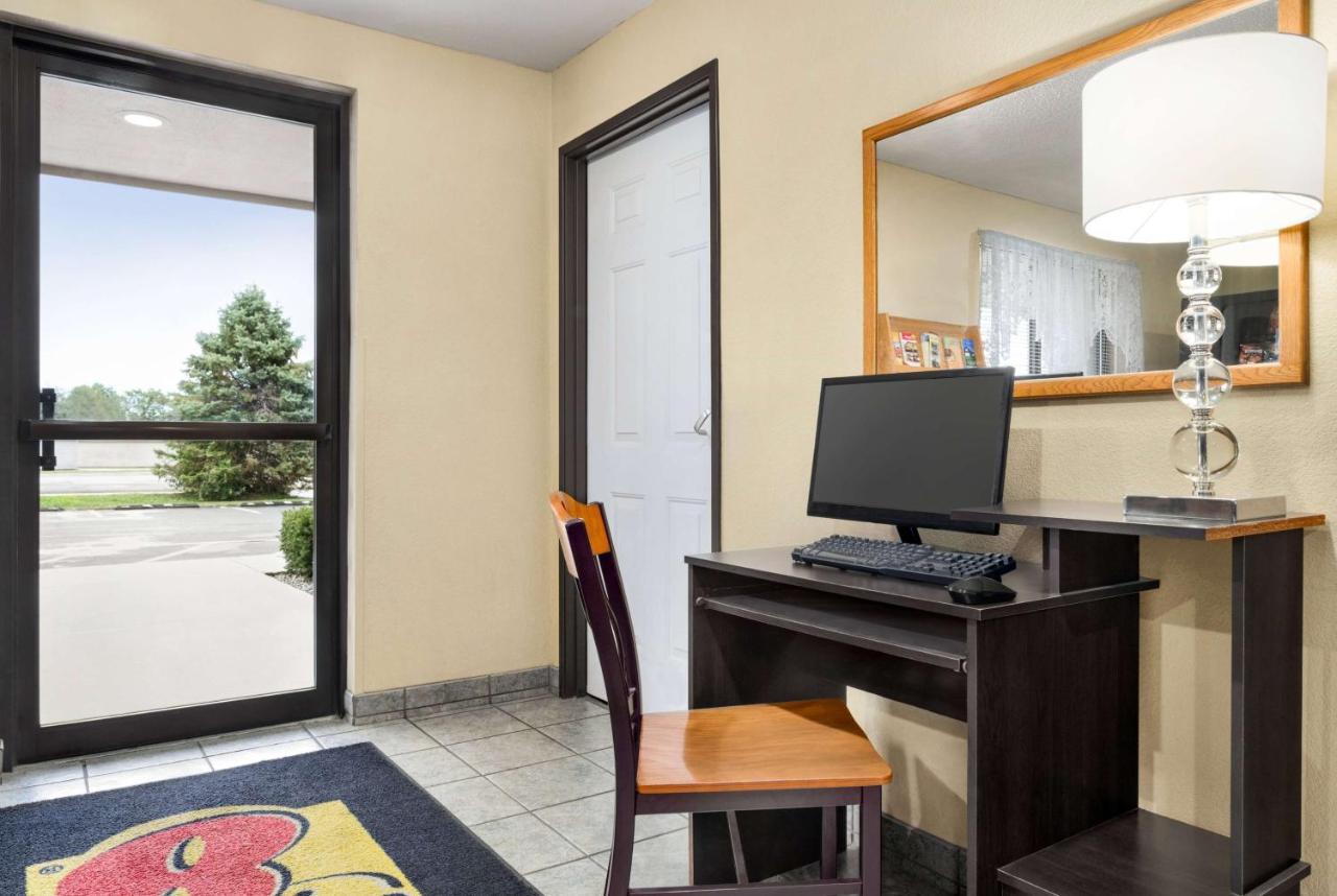 Super 8 By Wyndham Maysville Ky Εξωτερικό φωτογραφία