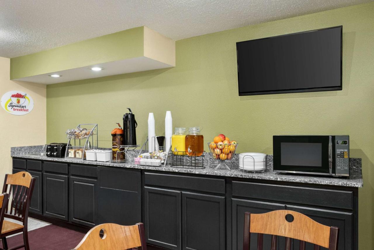 Super 8 By Wyndham Maysville Ky Εξωτερικό φωτογραφία