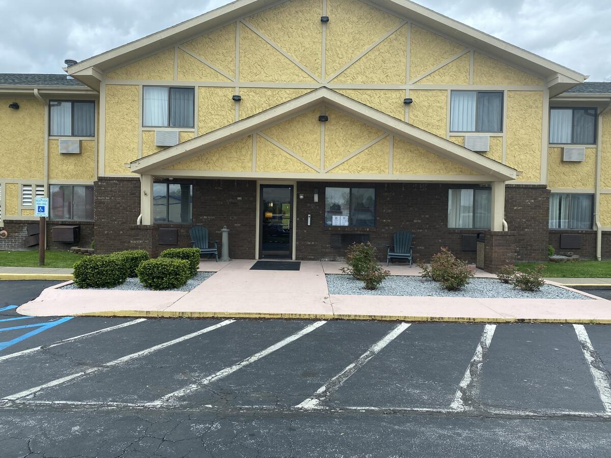 Super 8 By Wyndham Maysville Ky Εξωτερικό φωτογραφία